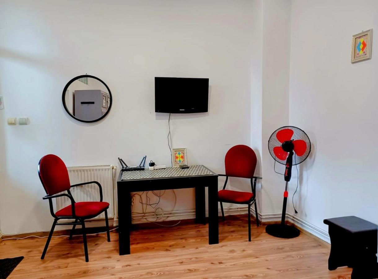 Brasov Central Studio Экстерьер фото