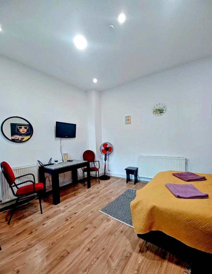 Brasov Central Studio Экстерьер фото